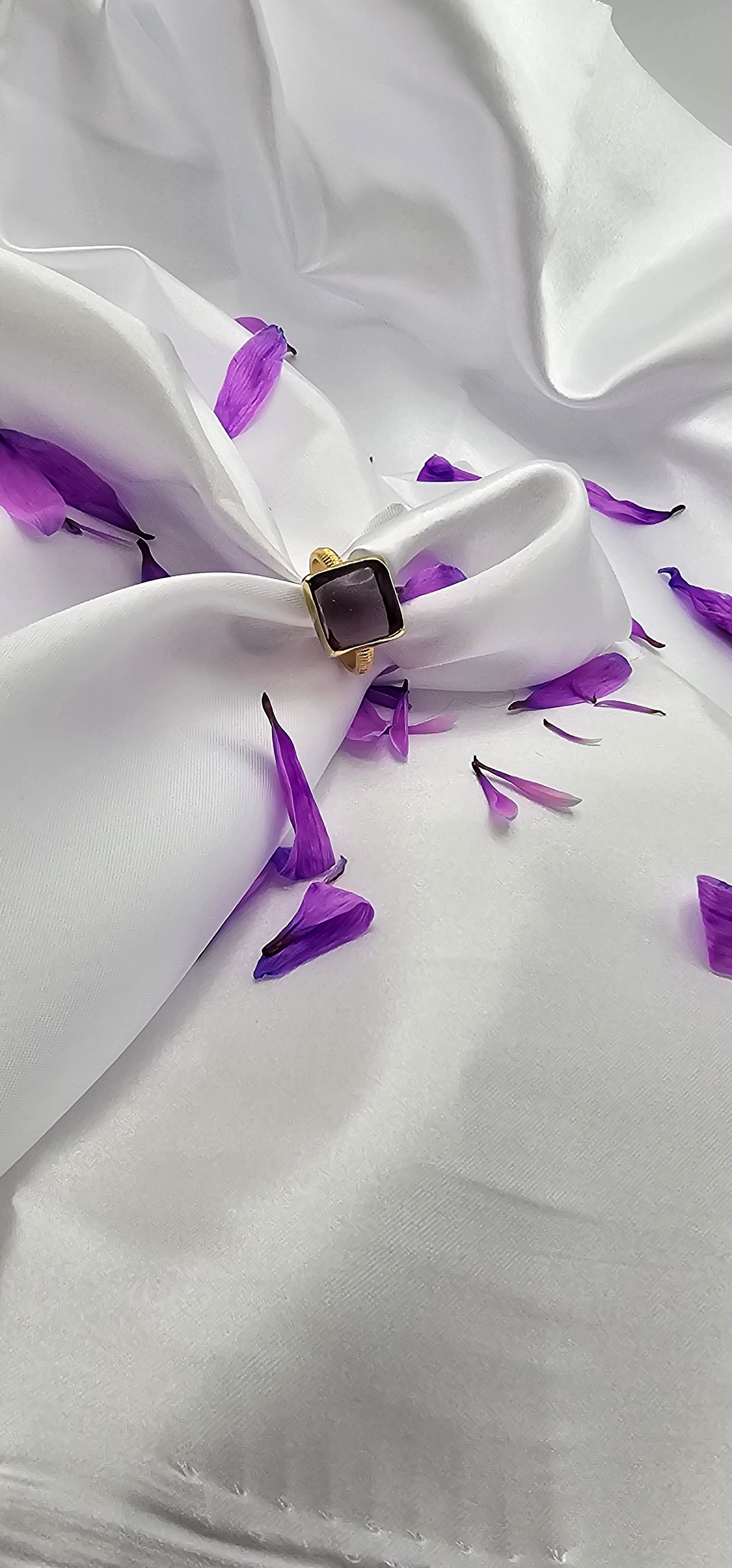 Square Cushion Plum Ring