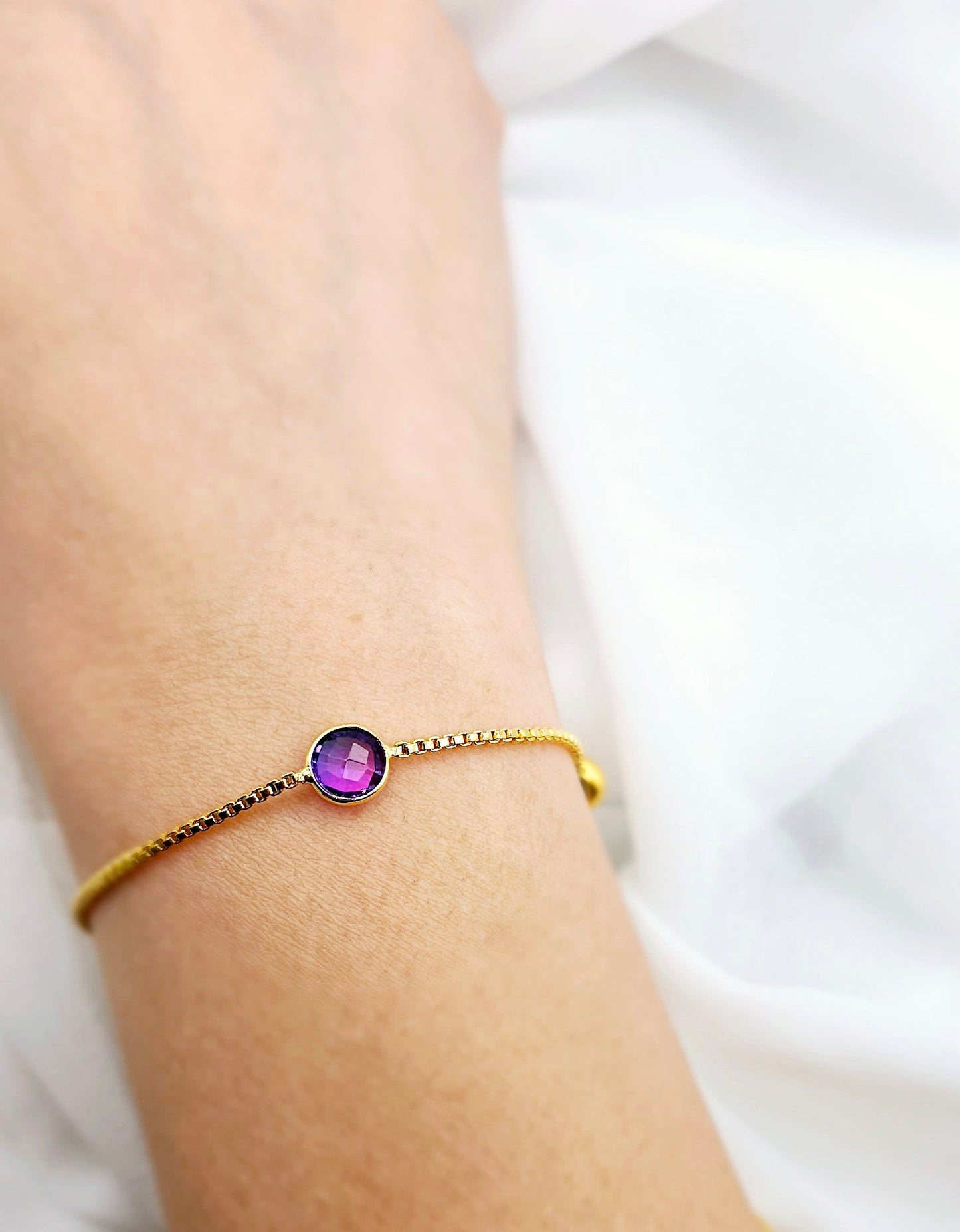 Single Iridescent Gem Bracelet